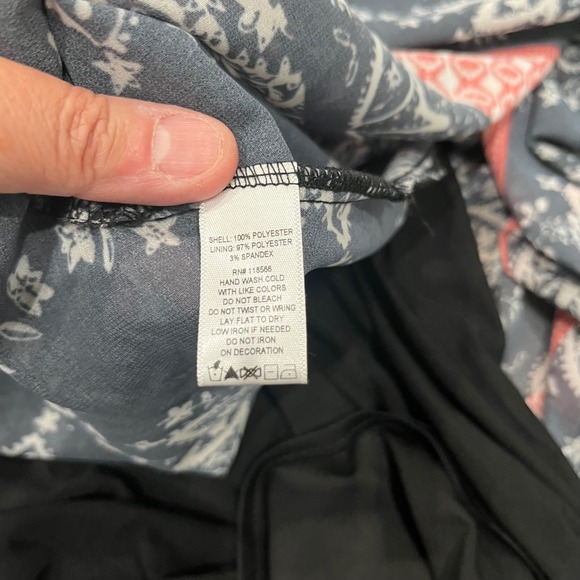 Sheryl‎ Crow Maxi Dress Black White Red Long Sleeve V Neck Boho Festival sz 10 - Picture 11 of 13